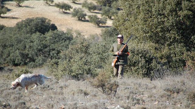 Castilla-La Mancha reservará para cazadores locales el 40% de los permisos de cotos sociales