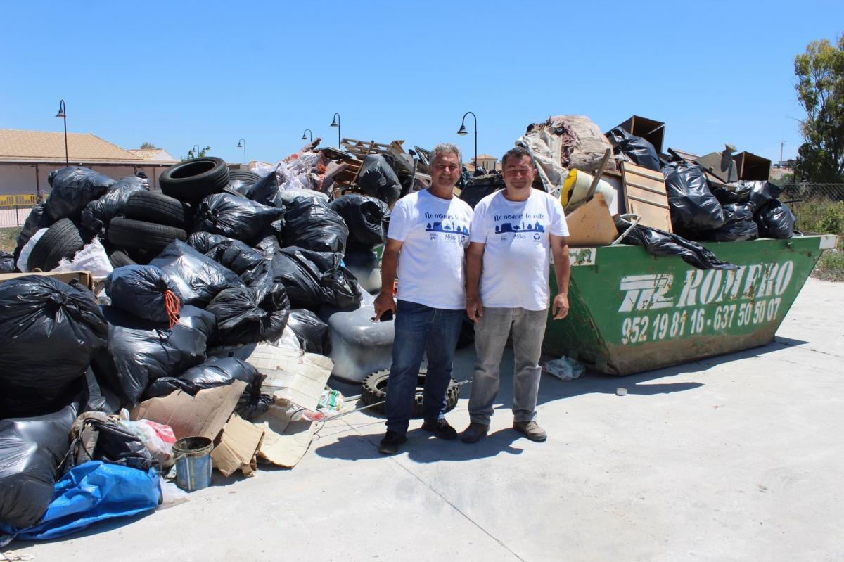 La Sociedad de Caza de Mijas retira más de 30 toneladas de basura de su entorno natural